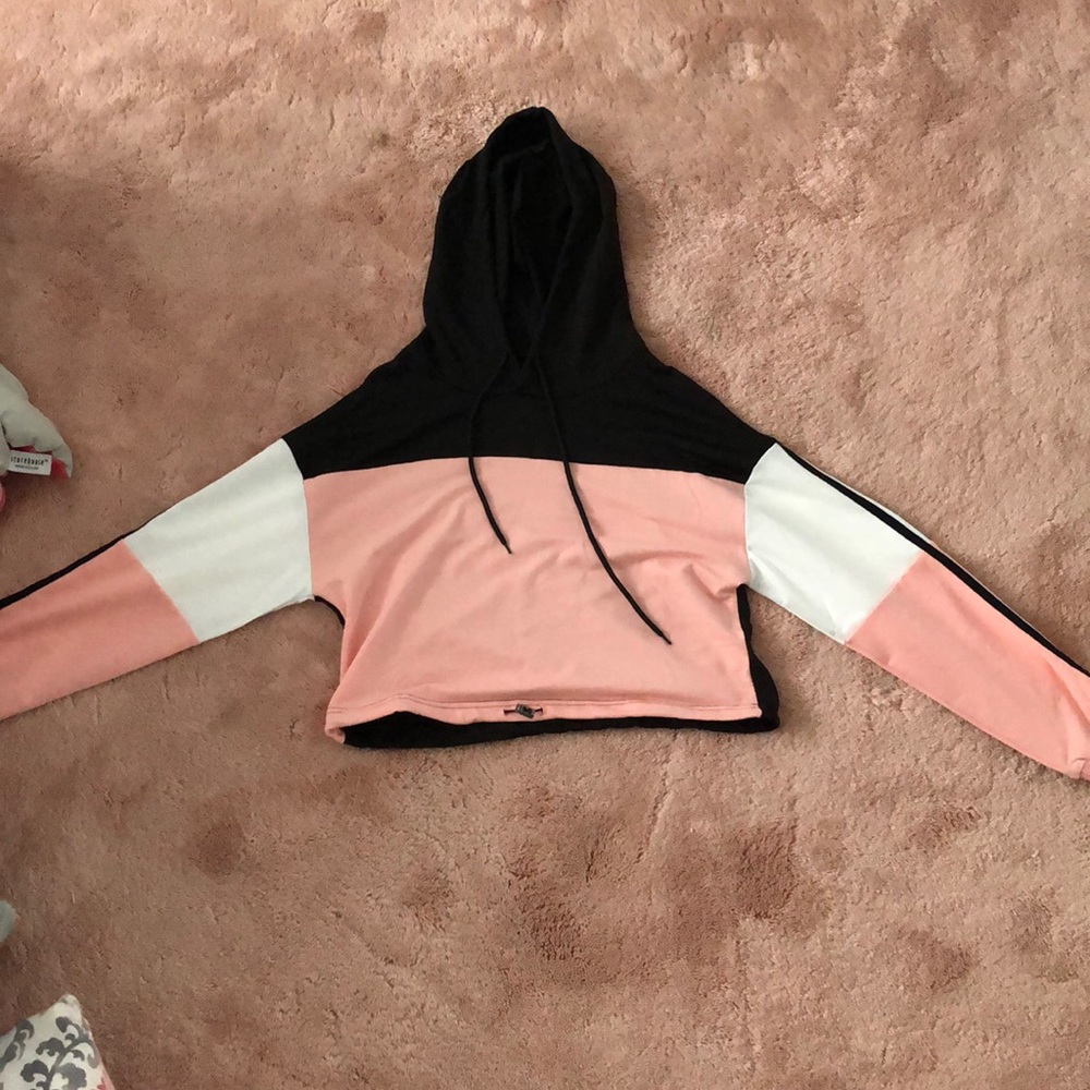 sweatshirt